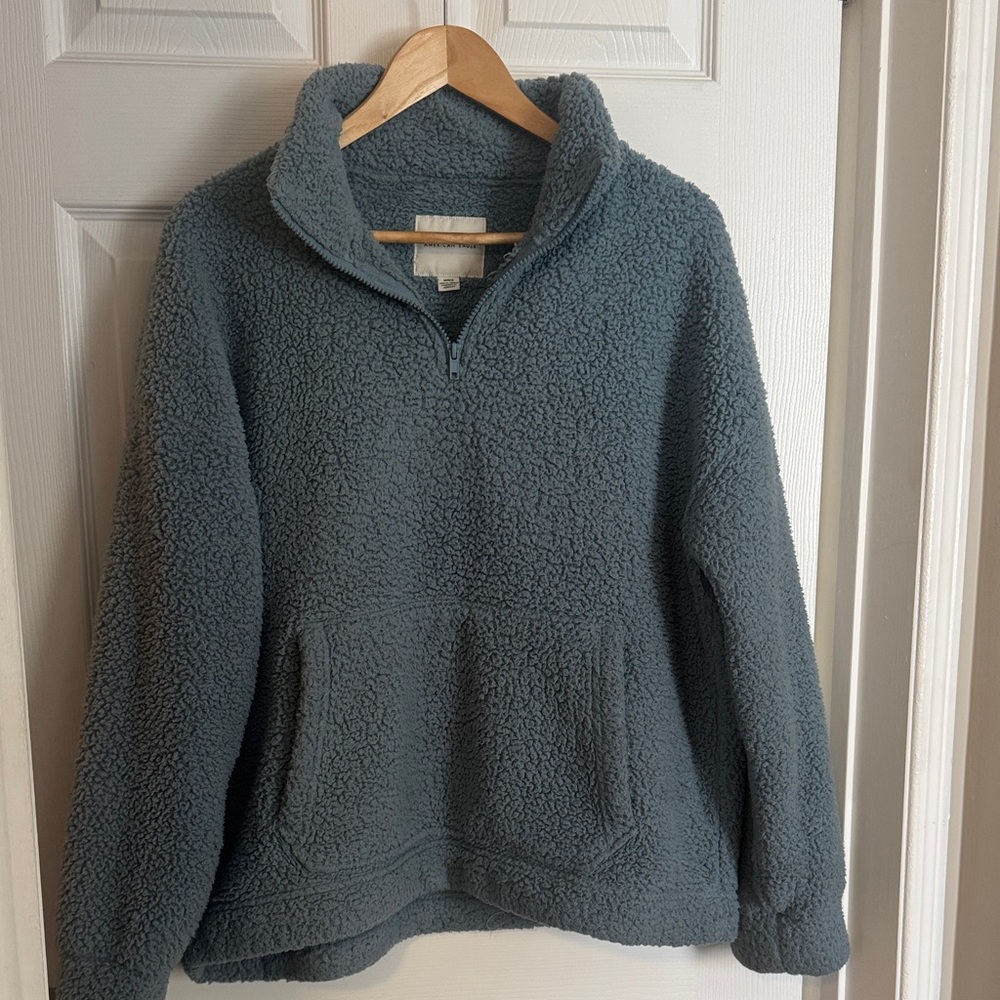 American Eagle Outfitters Blue Sherpa Fleece